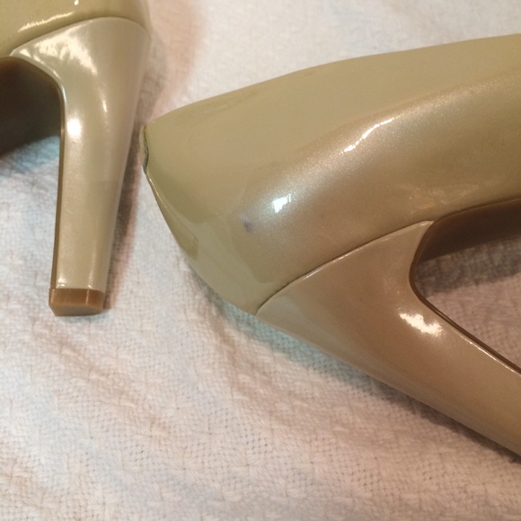 NWT Jessica Simpson Nude Heels - Picture 7 of 8